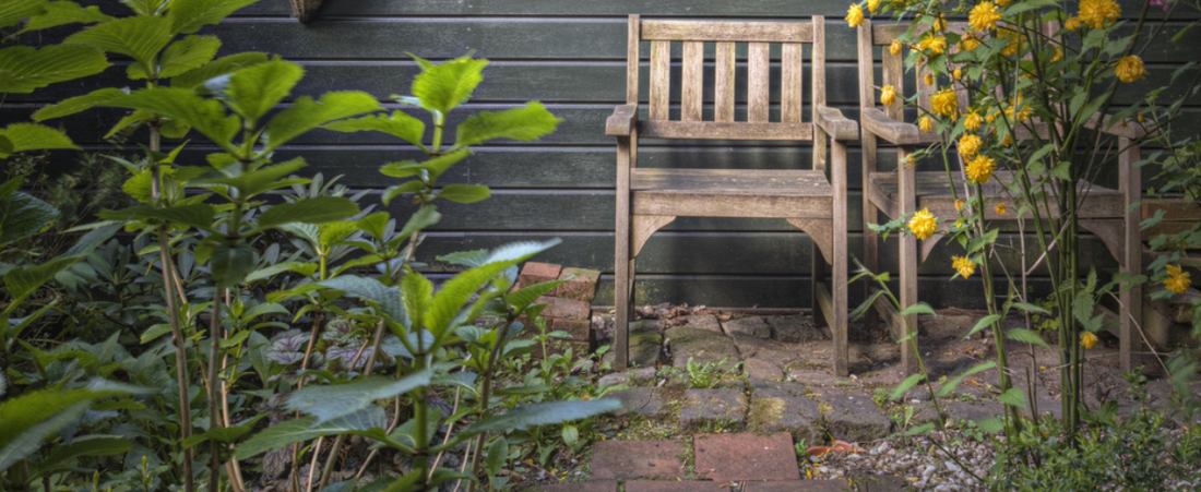 Éclaireur de jardin: comment fixer tes bornes lumineuses de chemin?